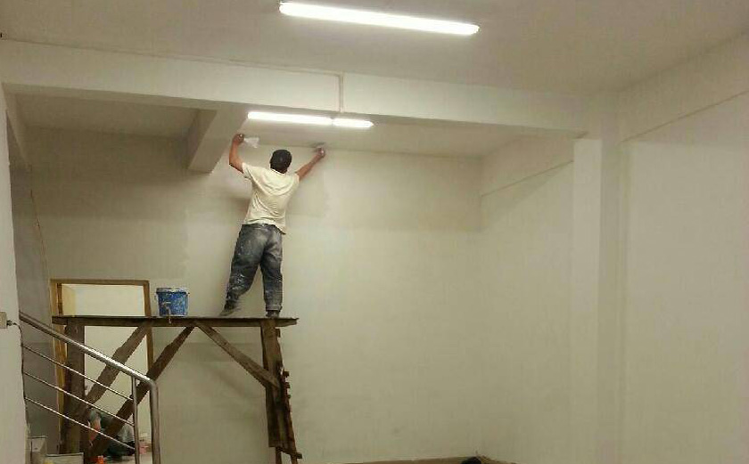 上海松江小昆山廠房裝修涂料施工圖片